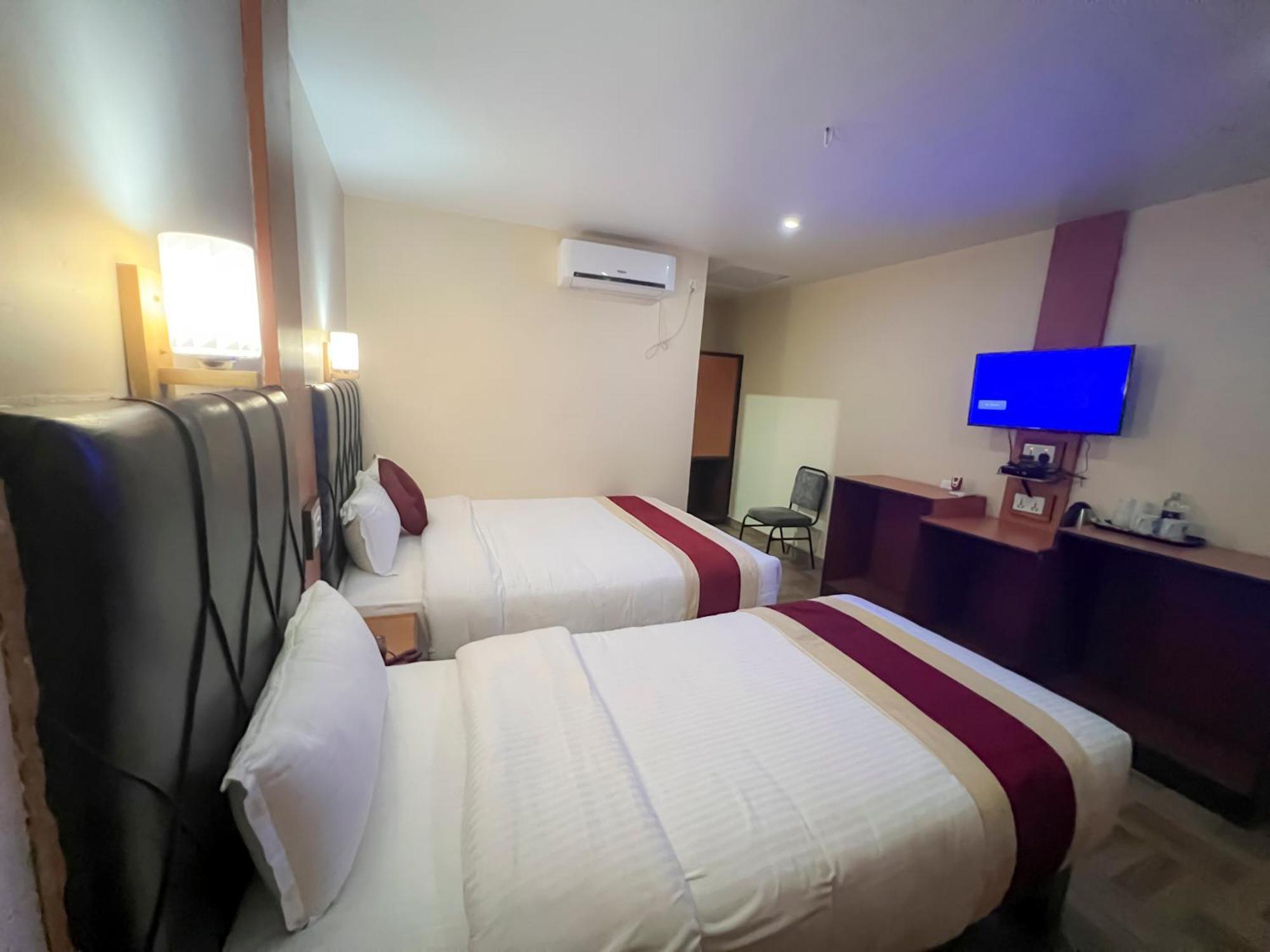 Ama Garden Sauraha Hotel Ngoại thất bức ảnh