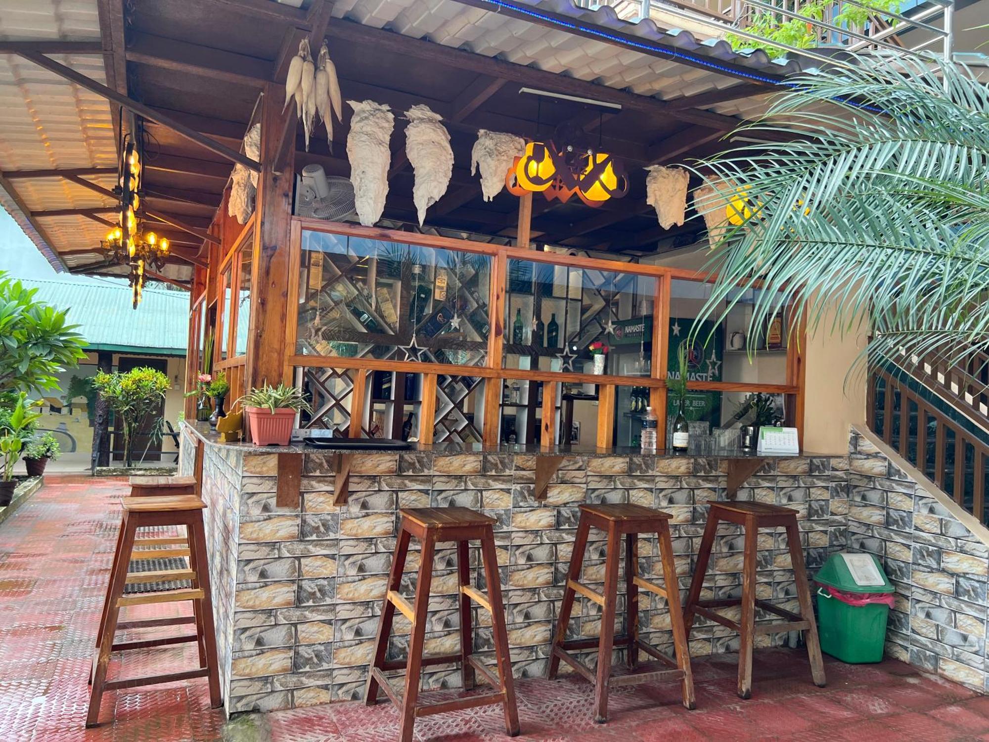 Ama Garden Sauraha Hotel Ngoại thất bức ảnh