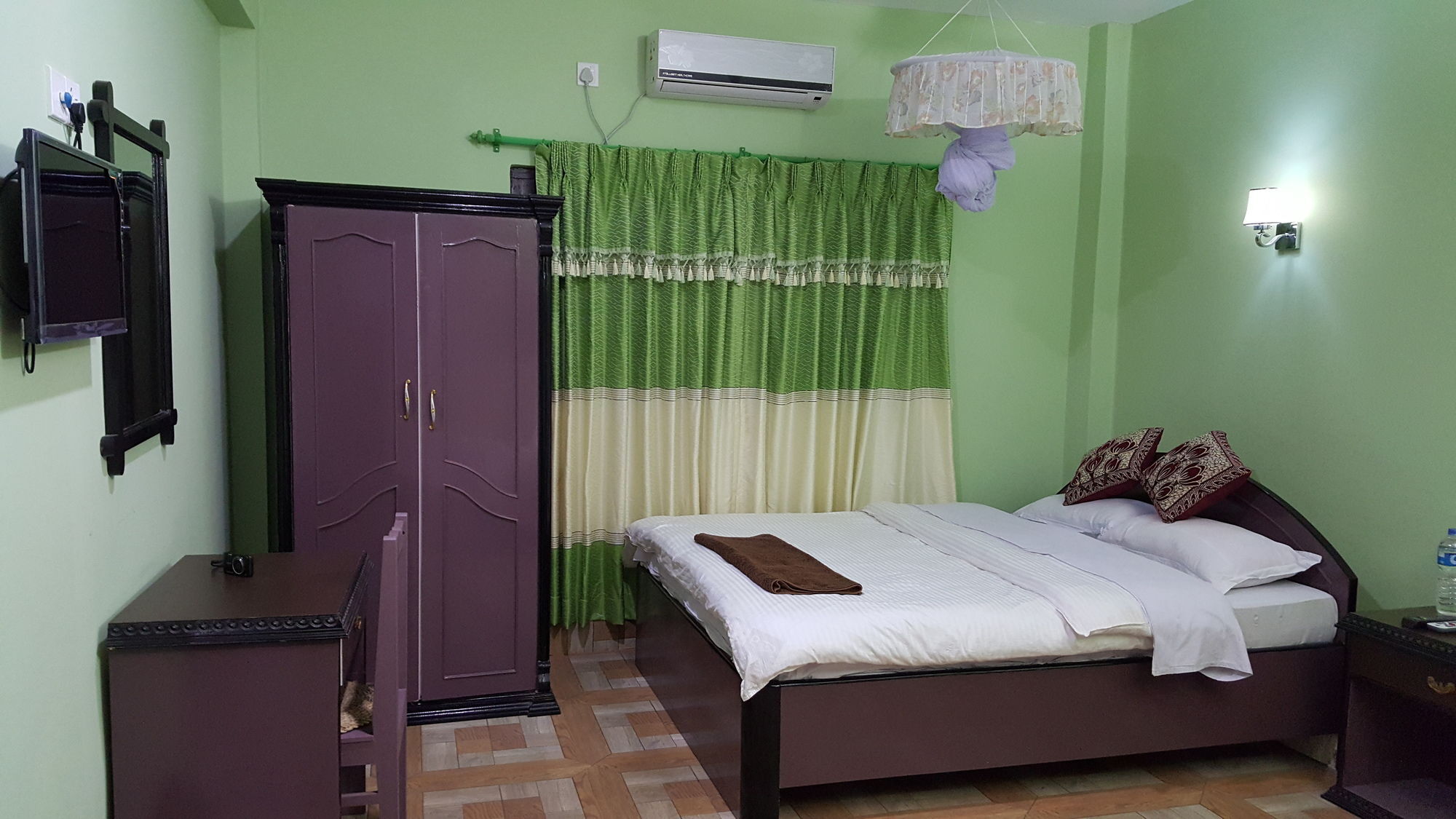 Ama Garden Sauraha Hotel Ngoại thất bức ảnh