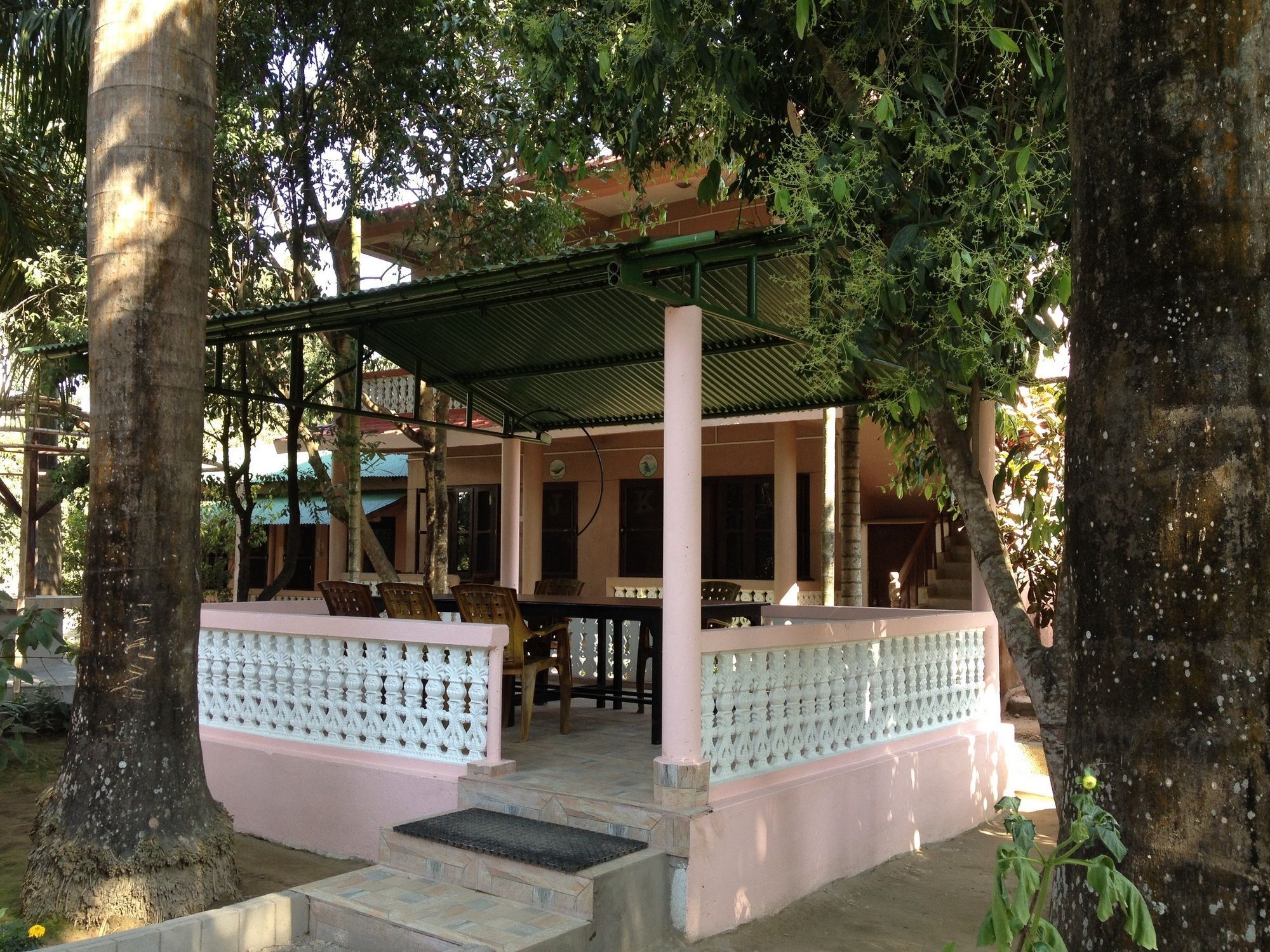 Ama Garden Sauraha Hotel Ngoại thất bức ảnh